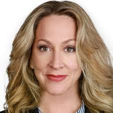 Alecia Cameron's Instagram, Twitter & Facebook