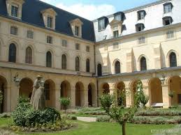 Lycee Henri Iv 23 Rue Clovis Paris V Mon Pere Y A Enseigne Lycee Paris Quartier Latin