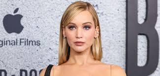 Jennifer Range's Instagram, Twitter & Facebook