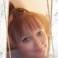 Her name is Willow Sage Hart,and she's that one girl with so many talents  😊❤