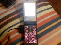 Sony Ericsson Z770 Ducati 3