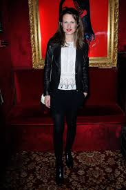 Check spelling or type a new query. Camille Cottin Dans Un Look Parfait Fashion Style Clothes