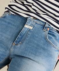 CLOSED Stretch-Jeans ausgestelltem Bein Jovanna