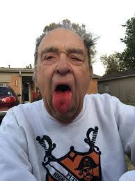 Max Clouse's Instagram, Twitter & Facebook