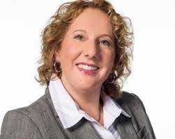 Karen Sebesta's Instagram, Twitter & Facebook