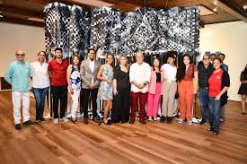 Materia palpitante: lo escultórico y espacial en la práctica artística