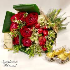 593 likes · 90 talking about this. Bocat Tolips Roses Ranunculus Wax Flower Www Sigalflowers Co Il Wax Flowers Floral Wreath Table Decorations