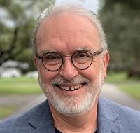 Juan Abascal's Instagram, Twitter & Facebook