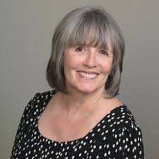 A M Y • E Z E L L (@amywhiteezell)