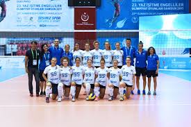 Le nazionali italiane femminile e maschili di pallavolo saranno impegnate nei giochi olimpici di volley. Volley Femminile Italia Argento Alle Olimpiadi Dei Sordi La Squadra Interpreta Con I Segni L Inno Di Mameli Il Video
