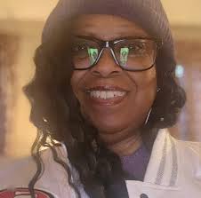 Remove glasses from photo and change background?