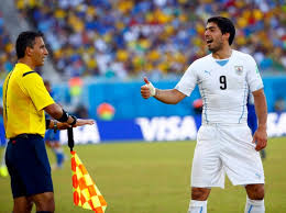 Concepts are explained in language simple enough for students but technical enough to communicate the important points and. Bilderstrecke Zu Diskussion Um Luis Suarez Auge Um Auge Zahn Um Zahn Bild 10 Von 10 Faz
