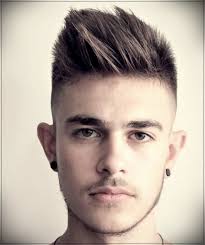 Sport These Short Haircuts For Men In 2018short And Curly Haircuts Mens Haircuts Short Oval Face Hairstyles Haircuts For Men