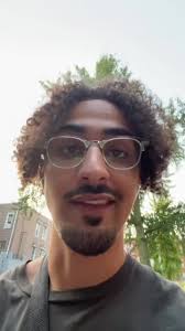 #stitch with @Demetrius fields can endorse fighting your dad. also I did  make it to the musical I was in that night. almost no one could tell  anything was up! shoutout to the one mom who asked me if I ...