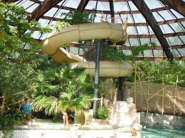 alle glijbanen aqua mundo centerparcs de huttenheugte glijbanen pretparken glijbaan
