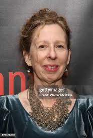 Shelley Wolf's Instagram, Twitter & Facebook