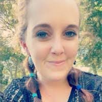 Amber Burdick's Instagram, Twitter & Facebook