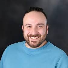 Hillary Mcmahon's Instagram, Twitter & Facebook