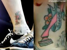 Long distance letters and phone calls and anything to make the distance. 7 Paramore Ideas Paramore Hayley Williams Paramore Hayley Williams