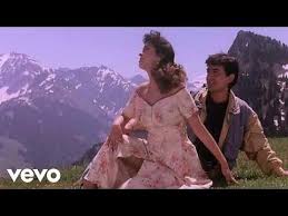 Ishq Hua Kaise Hua Full Video Ishq Aamir Khan Juhi Chawla Udit Narayan Vibha Sharma Youtube Bollywood Music Videos Aamir Khan Juhi Chawla