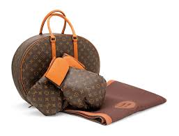 Louis vuitton is considered to be the most counterfeited of all luxury brands. Louis Vuitton Handbags Trunks What A Collector Needs To Know Christie S