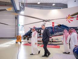 وزير الصناعة يبحث توطين صناعة الهليكوبتر مع "ليوناردو" الإيطالية - معلومات مباشر