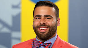 Travis Landry's Instagram, Twitter & Facebook