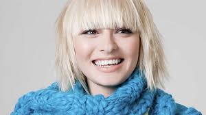 To style your thin hair, get used to styling aids such as mousse and volumizers. 5 Haircuts To Make Hair Look Thicker L Oreal Paris