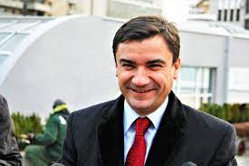 Mihai chirica | primar mun. CaÈ›i Copii Are Mihai Chirica È™i Ce Avere Le A Dat Edilul Cu Toate CÄƒ IncÄƒ Sunt Minori Familia Primarului Din IaÈ™i Model Pentru Orice Familist