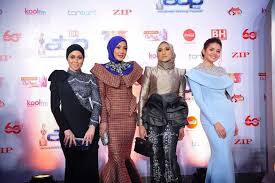 The crown princethe crown princess. Azrinaz Mazhar Hakim Kembali Ke Bidang Kewartawanan Iluminasi