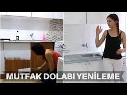 Mutfak dekorasyonunun en zor bölümlerinden biri dolap ile tezgah arasında kalan kısımlardır. Eski Mutfak Dolaplari Nasil Boyanir Konusunda Fikir Alabileceginiz Su Bazli Akrilik Boya Ile Mutfak Dolap Kaplama Hakkind Mutfak Dolabi Mutfak Dolaplari Mutfak