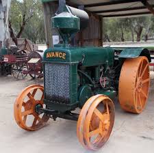 1928 Avance Made In Sweden And Imported By A H Macdonald Co In Melbourne Pioneer Settlement Swan Hill Vic Old Tractors Vintage Tractors Antique Tractors