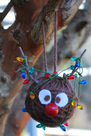 Basteln Mit Styroporkugeln Kinder Bastelideen Weihnachten Rudolf Weihnachtsdeko Christmas Basteln Weihnachten Bastelideen Weihnachten Elche Basteln