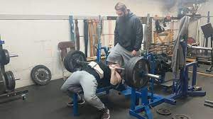 Bodybuilder is a very average movie, with a very average set of actors, a very average direction, but bigger than average men. Muscle Burning Out Way Faster Than Usual Lifting