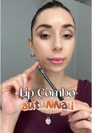Le mie lip combo autunnali preferite 🍂 marroni, rossi intensi e nude caldi  perfetti per la stagione. Quale sceglieresti tu? 😚 Nyx Matte Lip Liner  SMLL37 Los Angeles 2.0 + Clinique Black Honey Balm 👄 ...