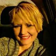 Tanya Rhnee Reynolds