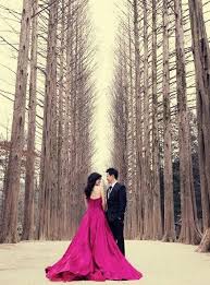 Evening Gown For Pre Wedding Photo Shoot Pre Wedding Poses Wedding Photography And Videography Prewedding Photography
