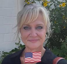 hi! my name is Trill.😊. i am doing some stretching exercise every  morning.😀. my grandmother, Aphrodite is with me, watching me.😀😀😀...have  a good day everyone.💙💙💙