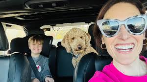 Ever wonder what it looks (and more importantly) SOUNDS like when dozens of  cantors from all over North America get together for a toast? Well, now you  know. 🥂 🍻 ————— For