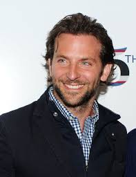 Bradley Cooper Photos Photos Tommy Hilfiger Backstage Spring 2011 Mbfw Trendy Mens Hairstyles Bradley Cooper Hair Mens Hairstyles