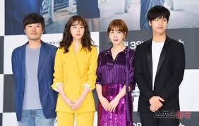 Duel is a 2017 korean drama featuring clones, a kidnapped daughter and an organ trafficking … The Cast Of Duel At Premiere Hancinema The Korean Movie And Drama Database