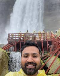 Finding tranquility in the heart of the city at Hyde Park 🌿✨. The perfect  escape from Sydney's hustle, where the trees tell stories, and the  fountains sing serenity. Every corner here feels