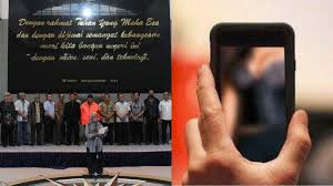 Heboh! Video Porno Terputar saat Guru Besar ITB Gelar Deklarasi Pemilu  Beradab, Siapa Pelakunya? - Halaman 3 - TribunTrends.com