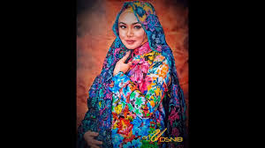 Listen to dato siti nurhaliza | soundcloud is an audio platform that lets you listen to what you love and share the sounds you create. Portrait Dato Sri Siti Nurhaliza Youtube