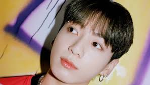 He is the youngest member and . Jungkook Breaks Army S Heart And Disappoints Fandom After Incredible Confession Music Mundial News