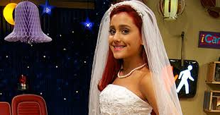 Ariana grande has shared the first pictures from her surprise wedding to dalton gomez. Ariana Grande Fans Share Throwback Photos Of Singer In Wedding Dress As She Marries Dalton Mirror Online