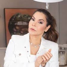 Dra Georgia Machado • Cirurgia Plástica em Fortaleza