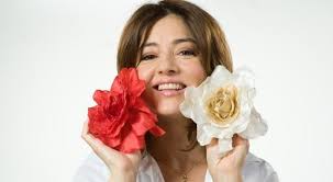 Iată că oana sârbu a spulberat mitul, povestind de cine a fost. Oana Sarbu Secrete Nestiute Din Viata Vedetei Afla De Ce A Renuntat La Cariera Si De Ce Nu Vrea Sa Se Casatoreasca Ele Ro