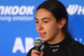 Ella Lloyd🏴󠁧󠁢󠁷󠁬󠁳󠁿 (@ella_lloyd05) • Instagram photos and videos