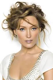 Coiffure cheveux long/mi long coiffure avec tresse facile à faire soi même dans ce tuto coiffure je vous montre comment realiser une belle coifure. Coupes Tendance Pour Cheveux Boucles